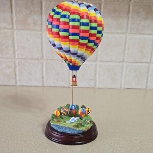Skybound "Kaleidoscope" Hot Air Balloon on Wood Base Collectible Figure SB002